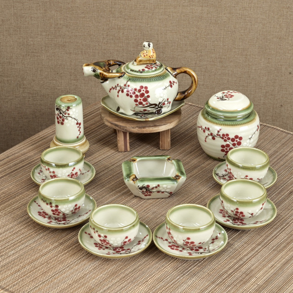 Bộ ấm chén uống trà Gốm sứ Bát Tràng cao cấp, dáng trâu, vẽ họa tiết hoa mai, đào, sen, dung tích 350ml-550ml - LÀNG GỐM - Image 9