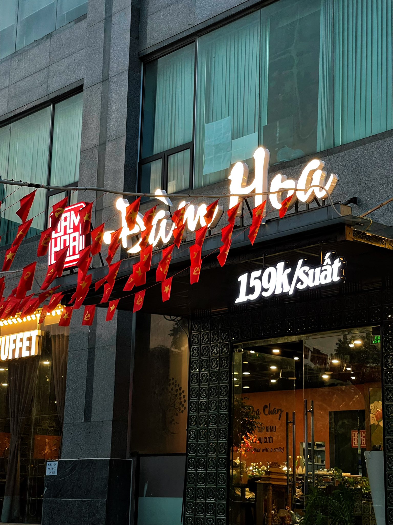 Chay Đàm Hoa Green Park Dương Đình Nghệ 